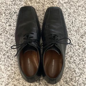 Johnston & Murphy Black Leather Dress Shoes